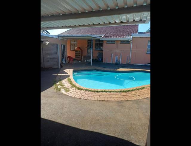 3 BEDROOM PROPERTY TO RENT IN WENTWORTH